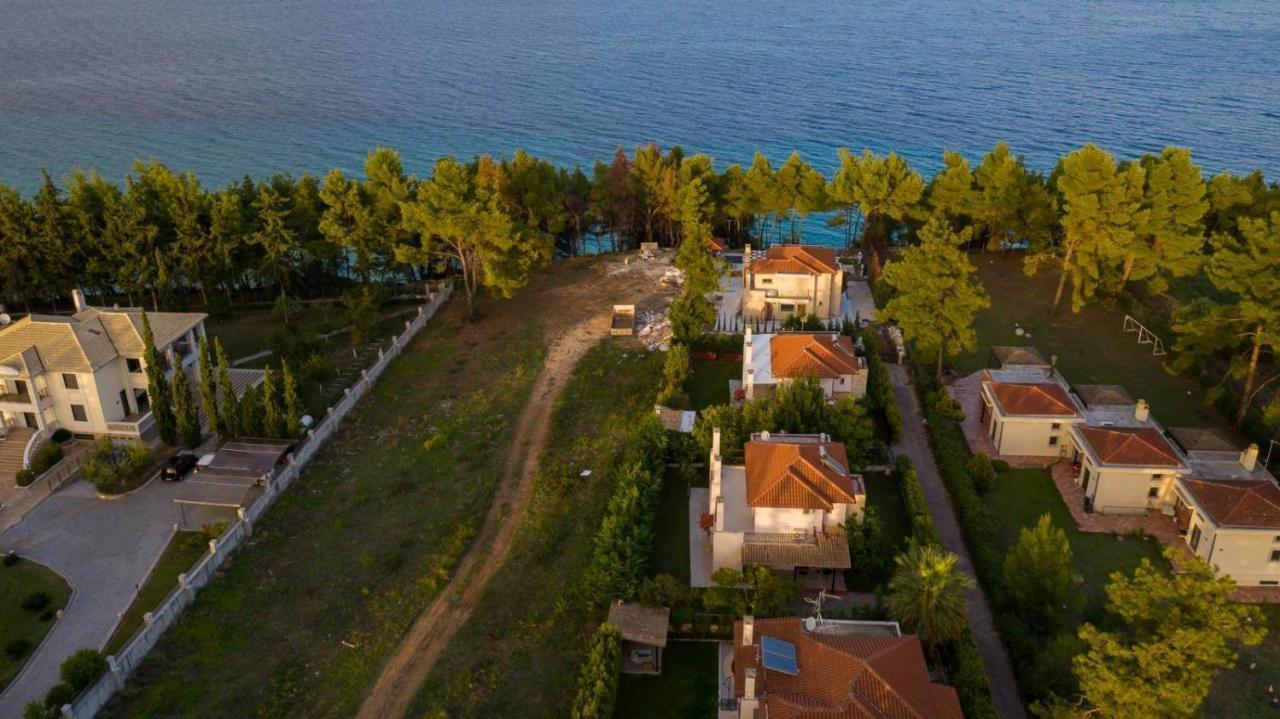 Villa-Danos Afytos Eksteriør bilde